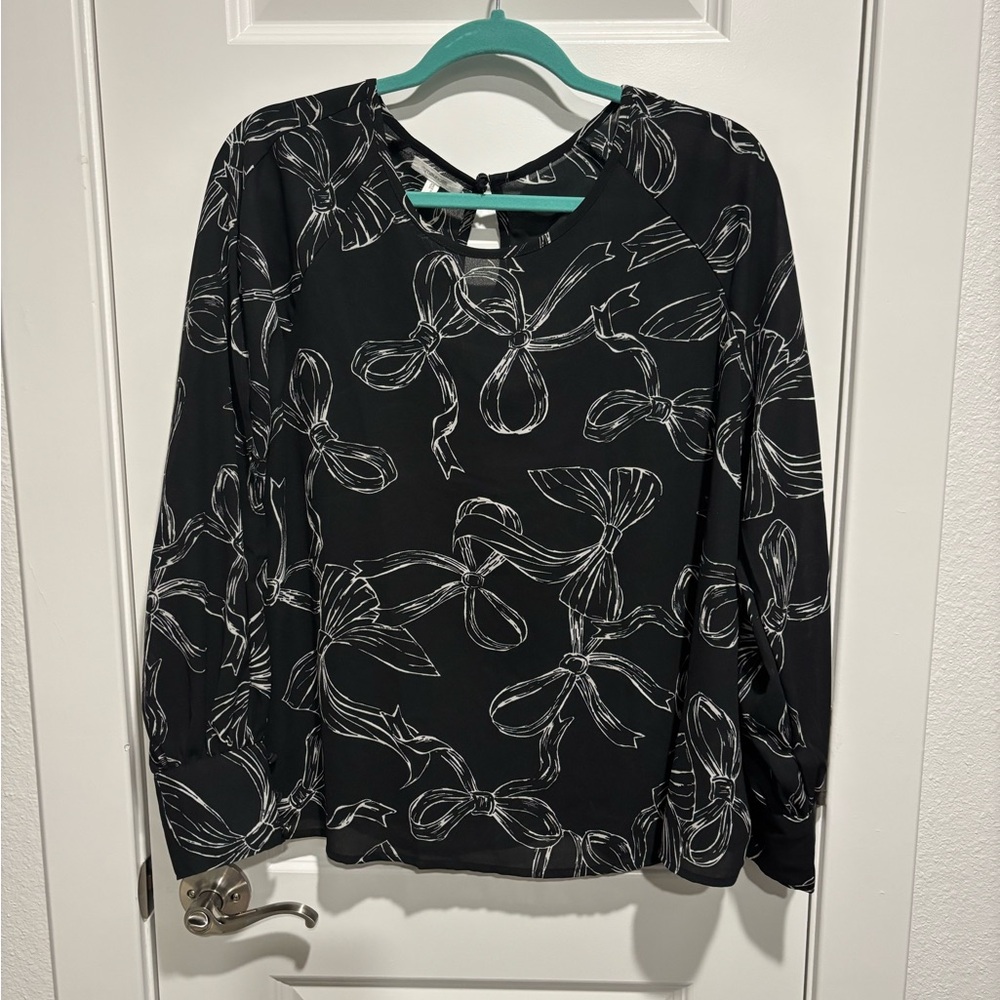 Maurices Black and White Bow Print Blouse